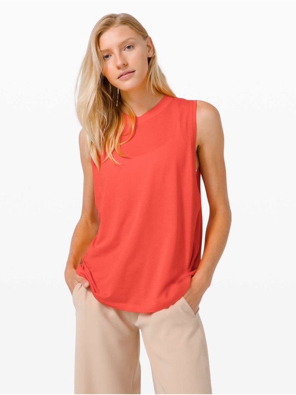 Lululemon All Yours Boyfriend Tank
Carnation Red - Size 8